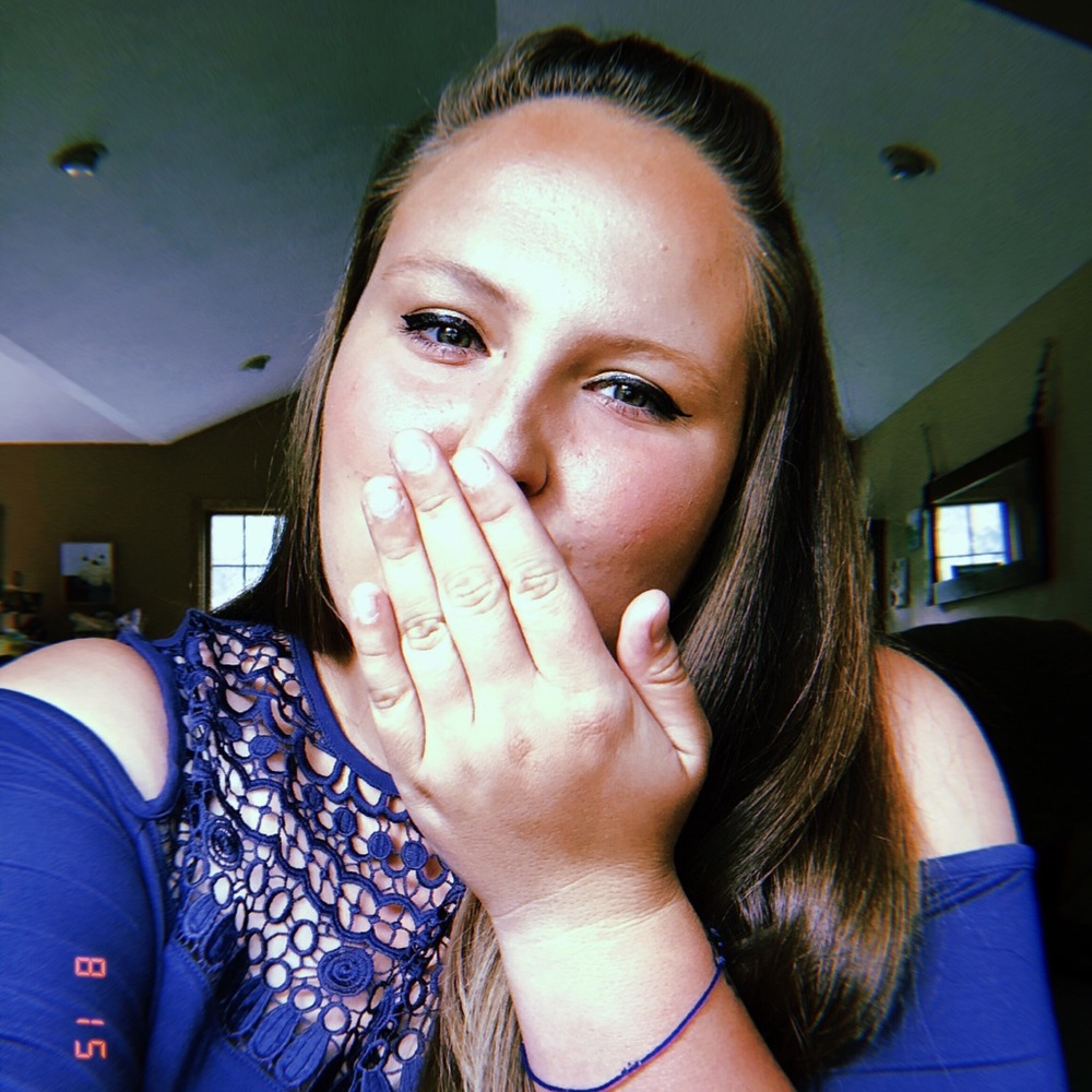 Meet your Posher, Cedy